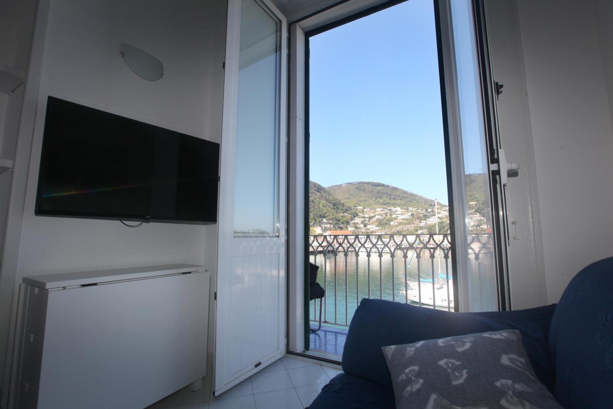Riva Destra Home By Domusextra Ischia Exterior foto